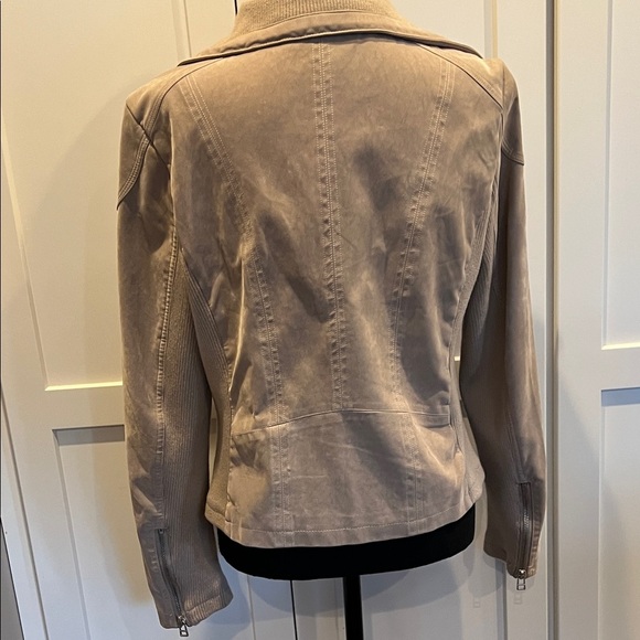 Miami Women's Beige Bomber Jacket - Picture 5 of 7